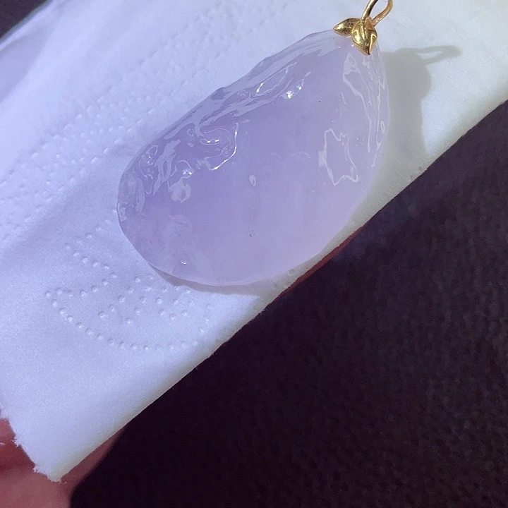 翡翠18K金镶嵌颈饰翡翠