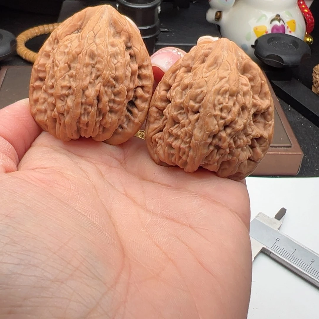 文玩核桃把件虎头王41