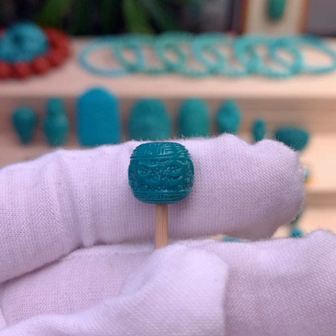 绿松石六字真言未镶嵌