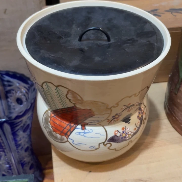 五***子工艺美术品陶瓷艺术