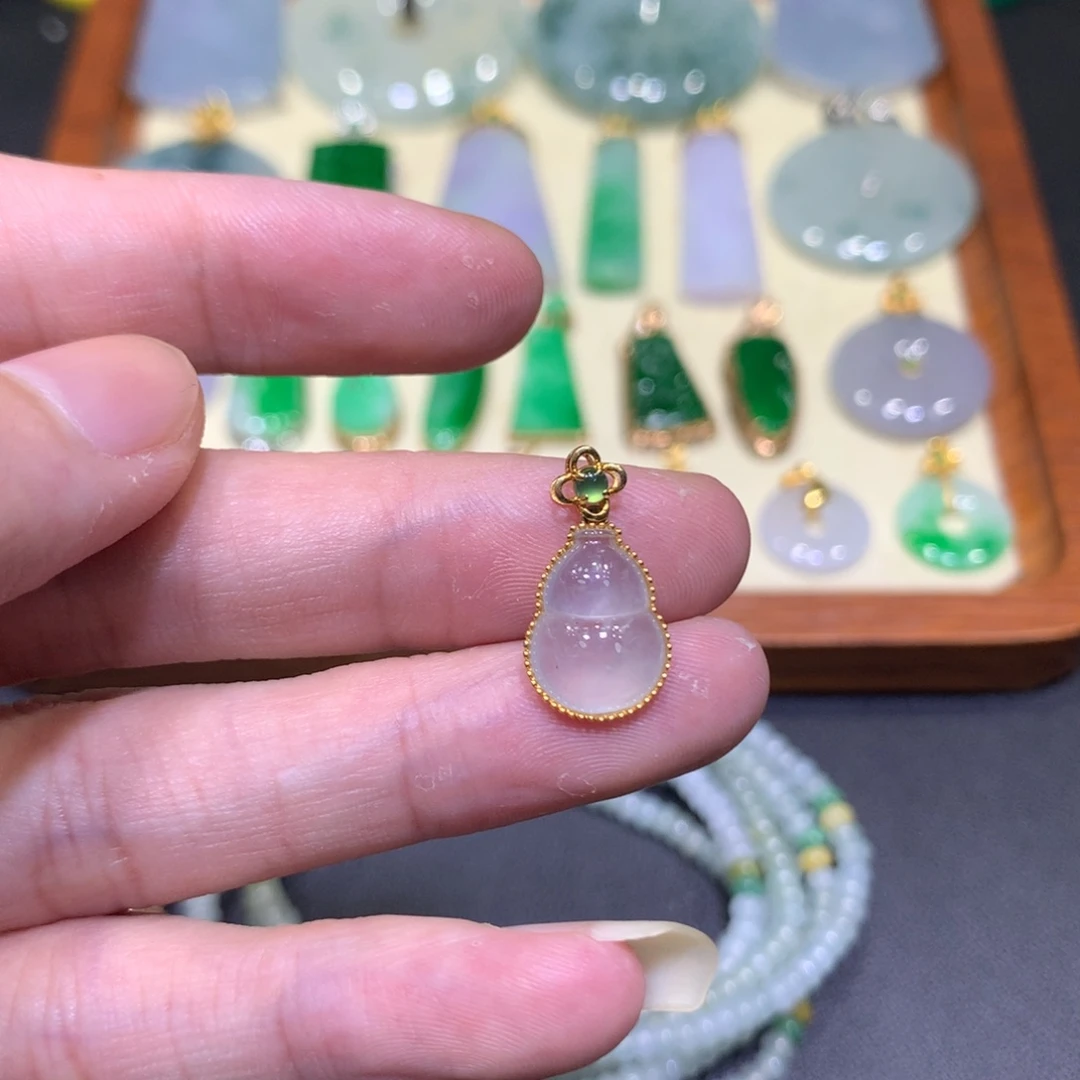 翡翠18K金镶嵌吊坠(不含链)