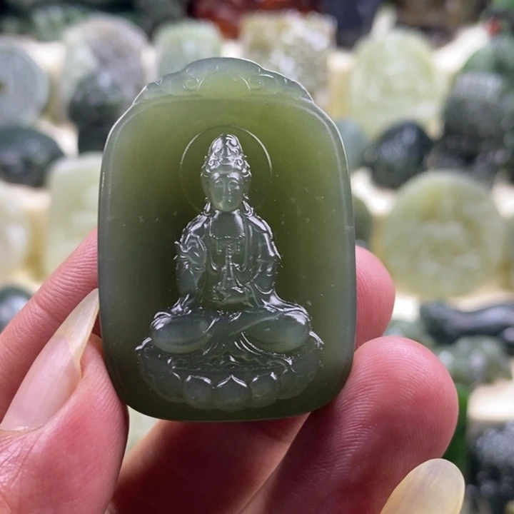 颈饰未镶嵌和田玉