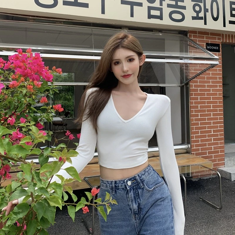 拉夏贝尔V领黑色别致上衣女设计感小众辣妹短款露脐长袖T恤修身打