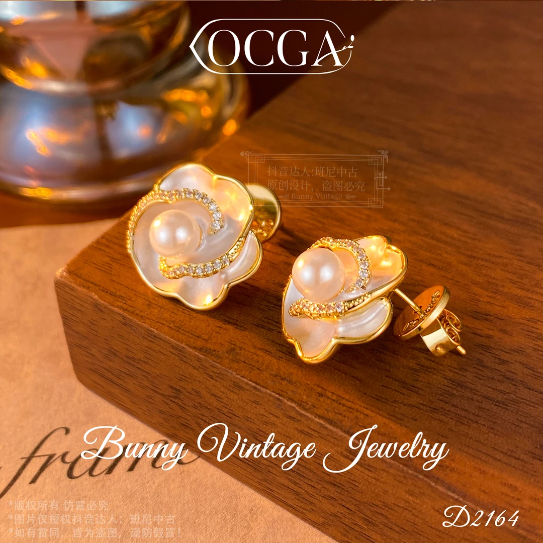 镀K金 D2164 西♣【粉恋花】OCGA 欧斯伽斯花卉 耳钉