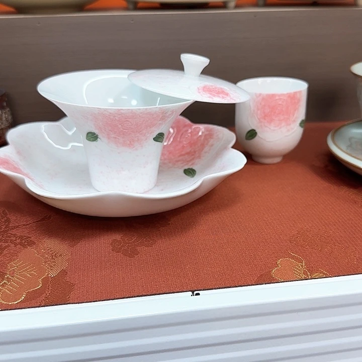 瓷片那是他最不开心和