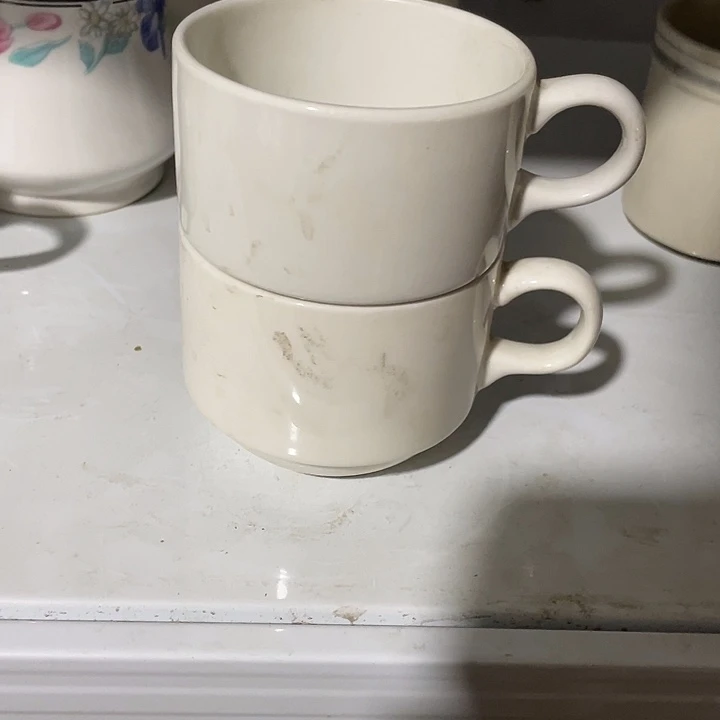 瓷片陶瓷咖啡杯一对。 微瑕