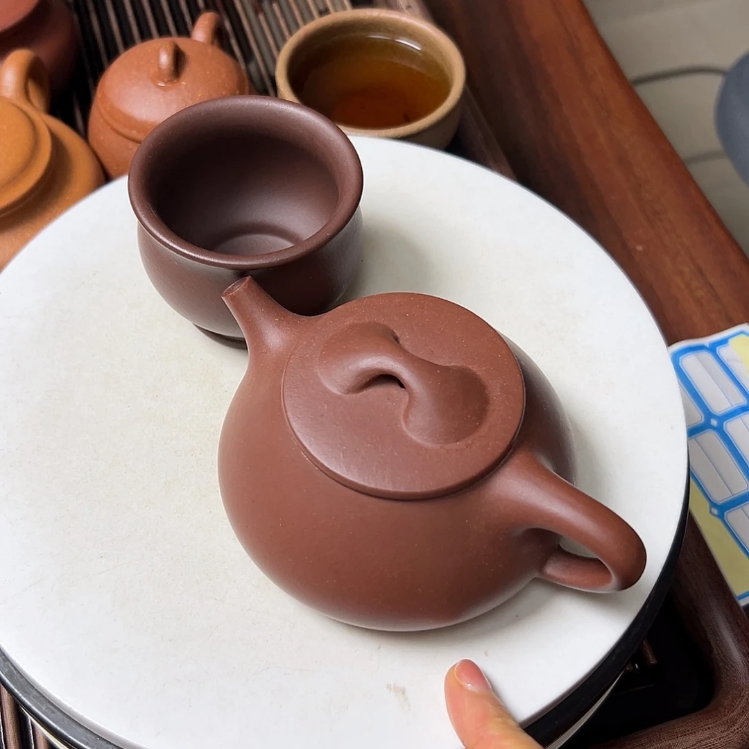 紫泥茶壶紫砂壶等传统