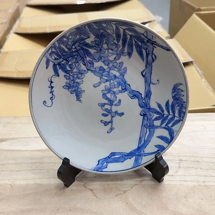 精品瓷器。