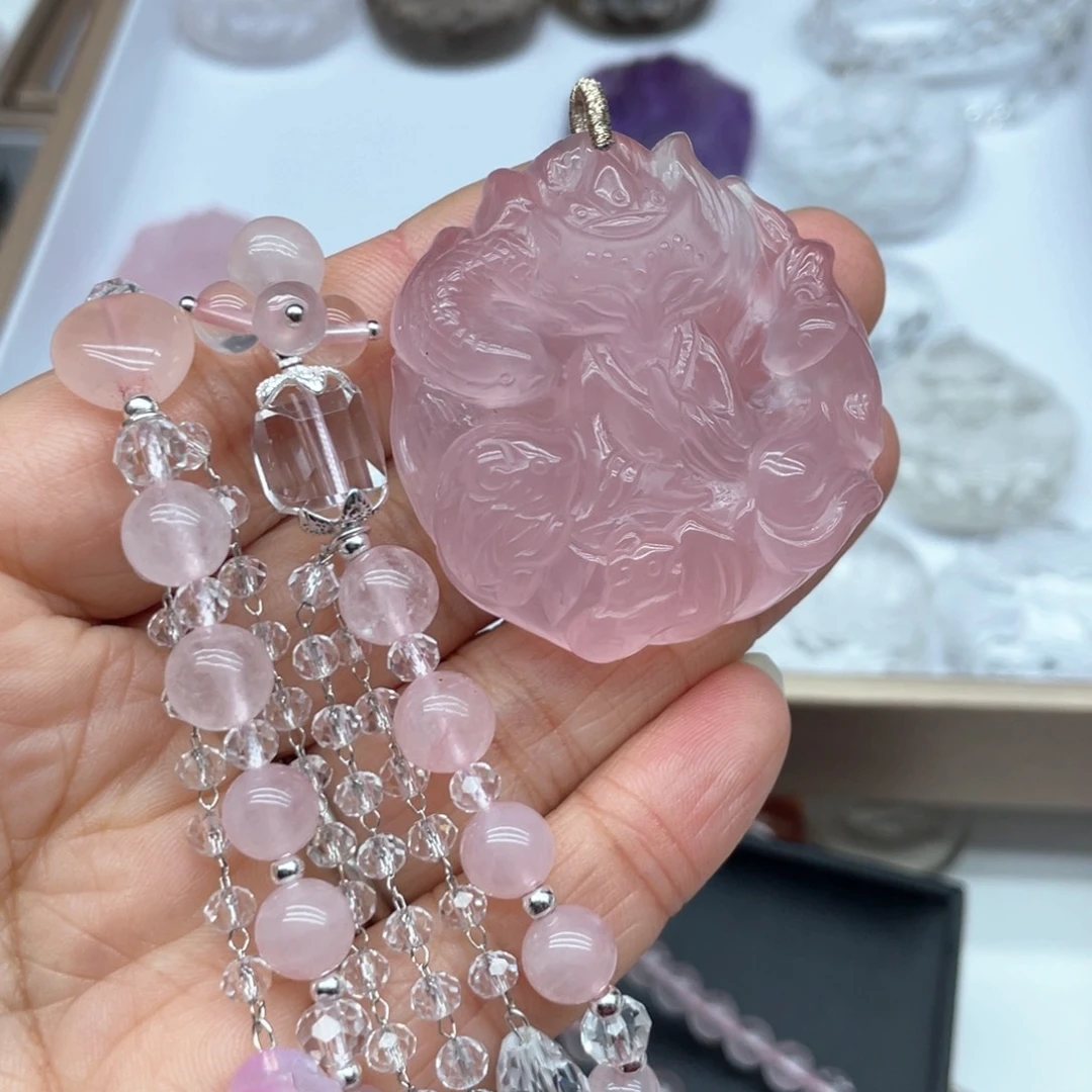 水晶吊坠(不含链)未镶嵌闫****?