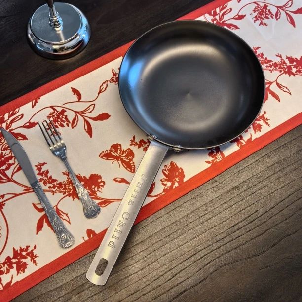 茱莉亚24cm 精铸铁 煎锅 高度4厘米