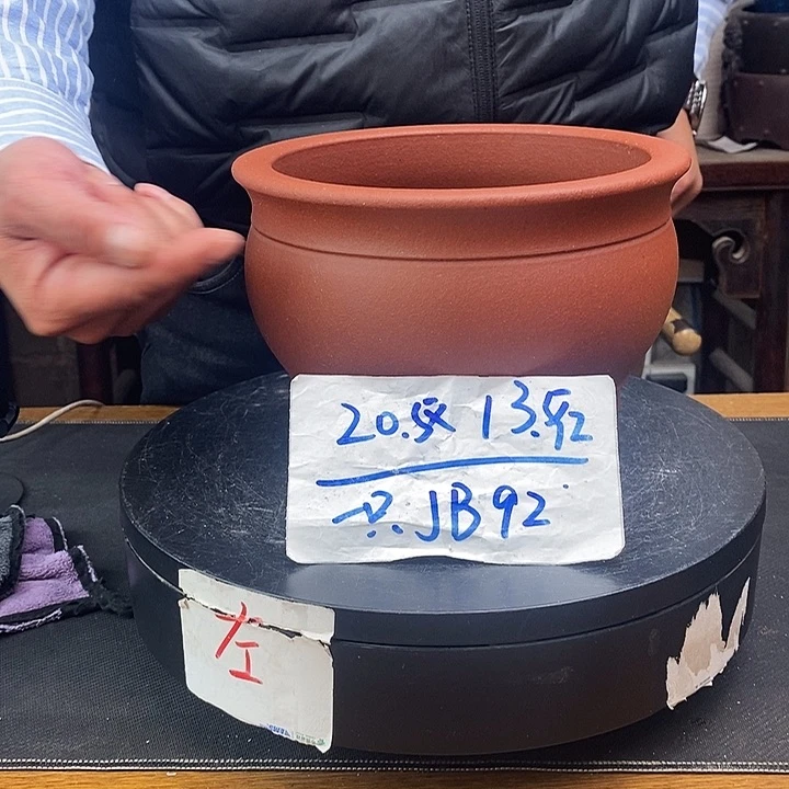 紫砂花盆货号一只JB92
