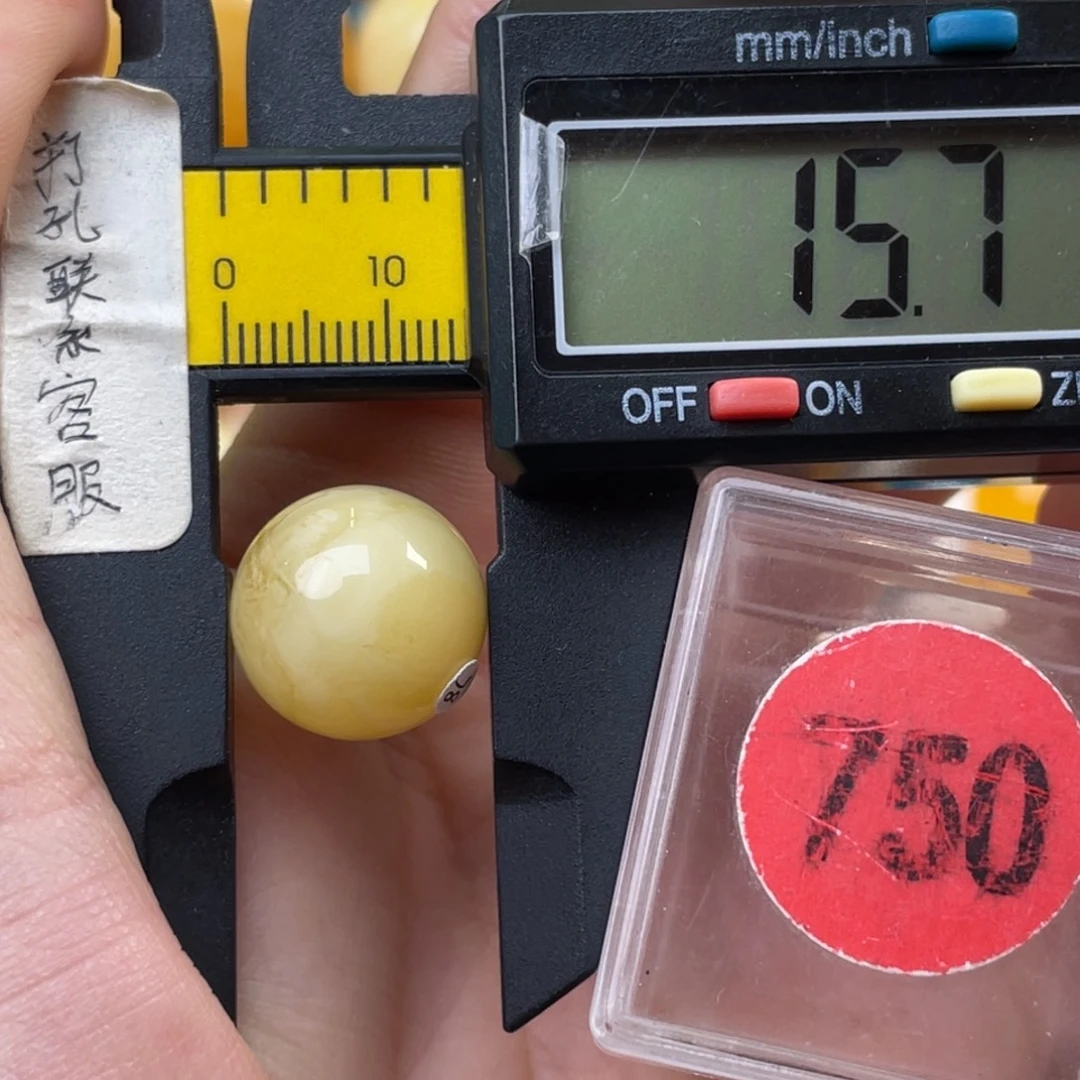 蜜蜡未镶嵌珠宝奇石微瑕