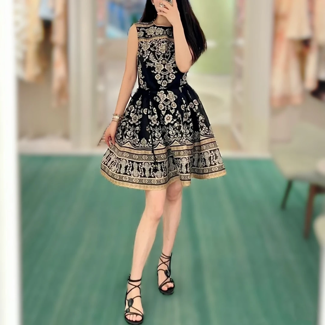 夏季新款黑金印花短款背心黑色连衣裙气质时尚复古法式风情ZD1081