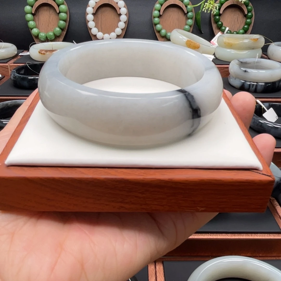 和田玉未镶嵌手镯59.7圈口