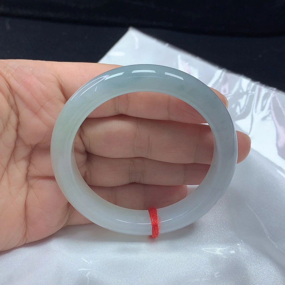 翡翠未镶嵌手镯57