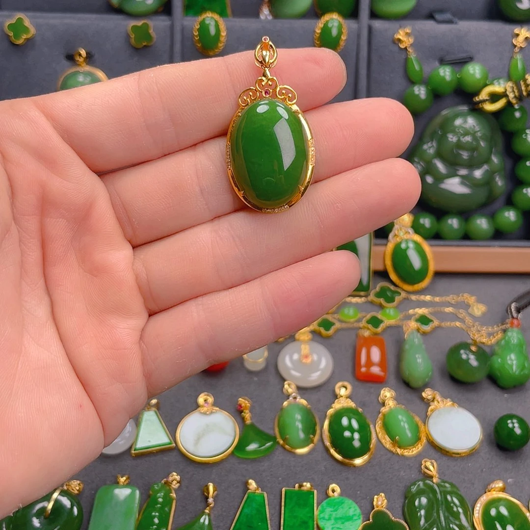 和田玉（碧玉）18K金镶嵌吊坠(不含链)