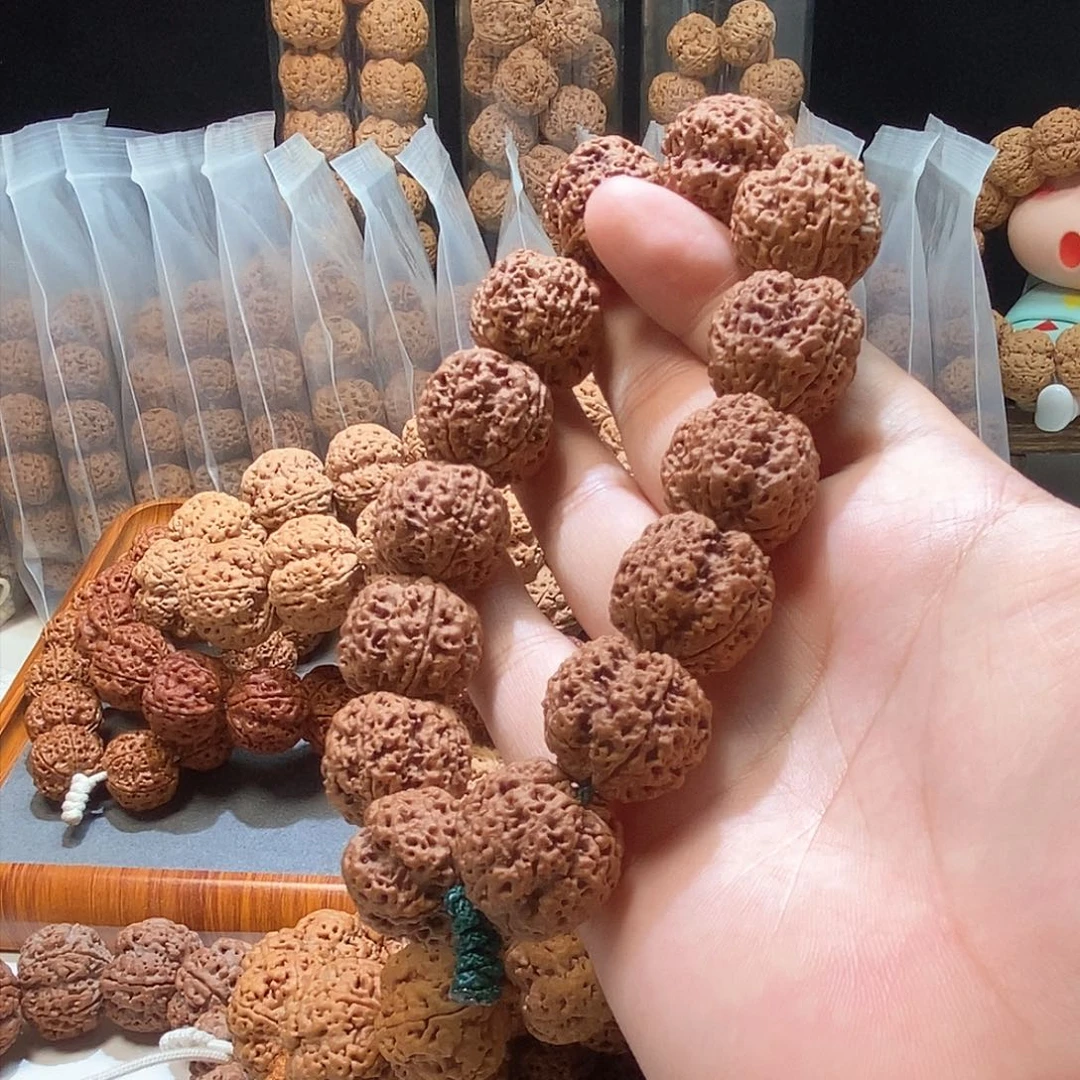 吊坠金刚菩提私人订制四叶草蜂王22mm