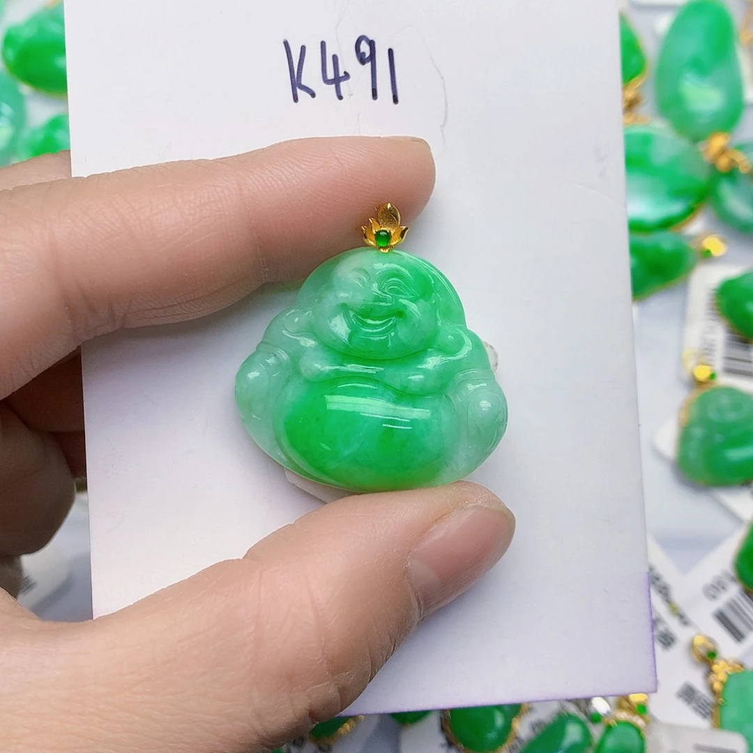 颈饰18K金镶嵌翡翠