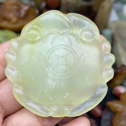 蛇纹石玉未镶嵌颈饰20