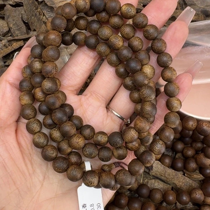 沉香手串C****.陆河沉浮一条