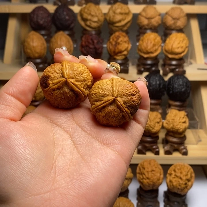 吊坠文玩核桃34小三元Y09