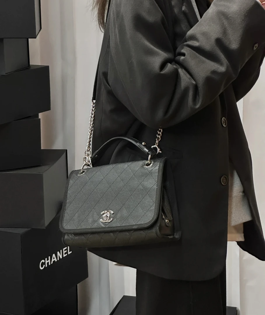 95新 Chanel/香奈儿 8763 黑色银标鱼子酱2way手提单肩斜挎包18