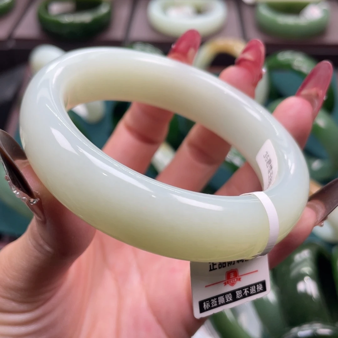 和田玉未镶嵌手镯5859