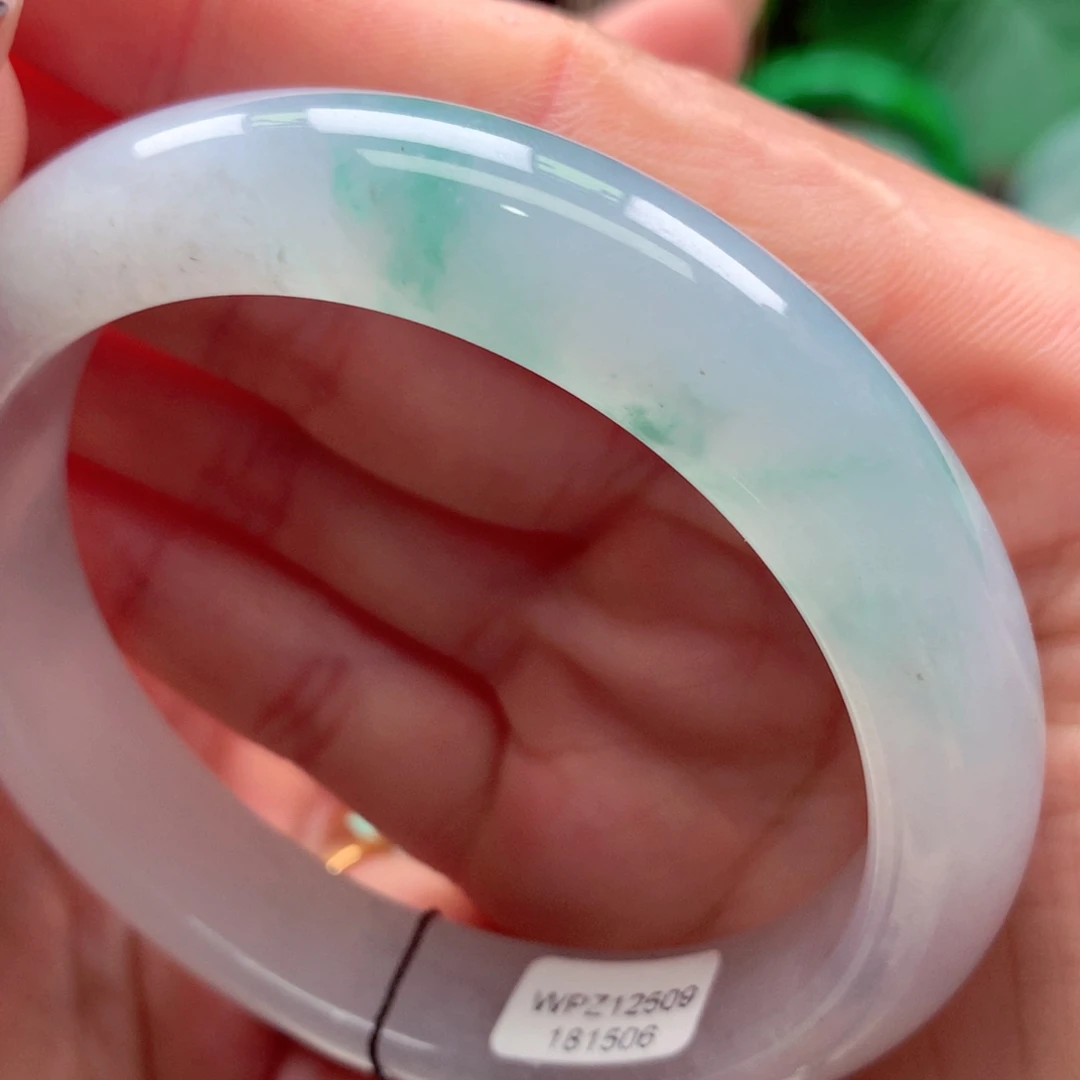 翡翠未镶嵌手镯天然翡翠手镯