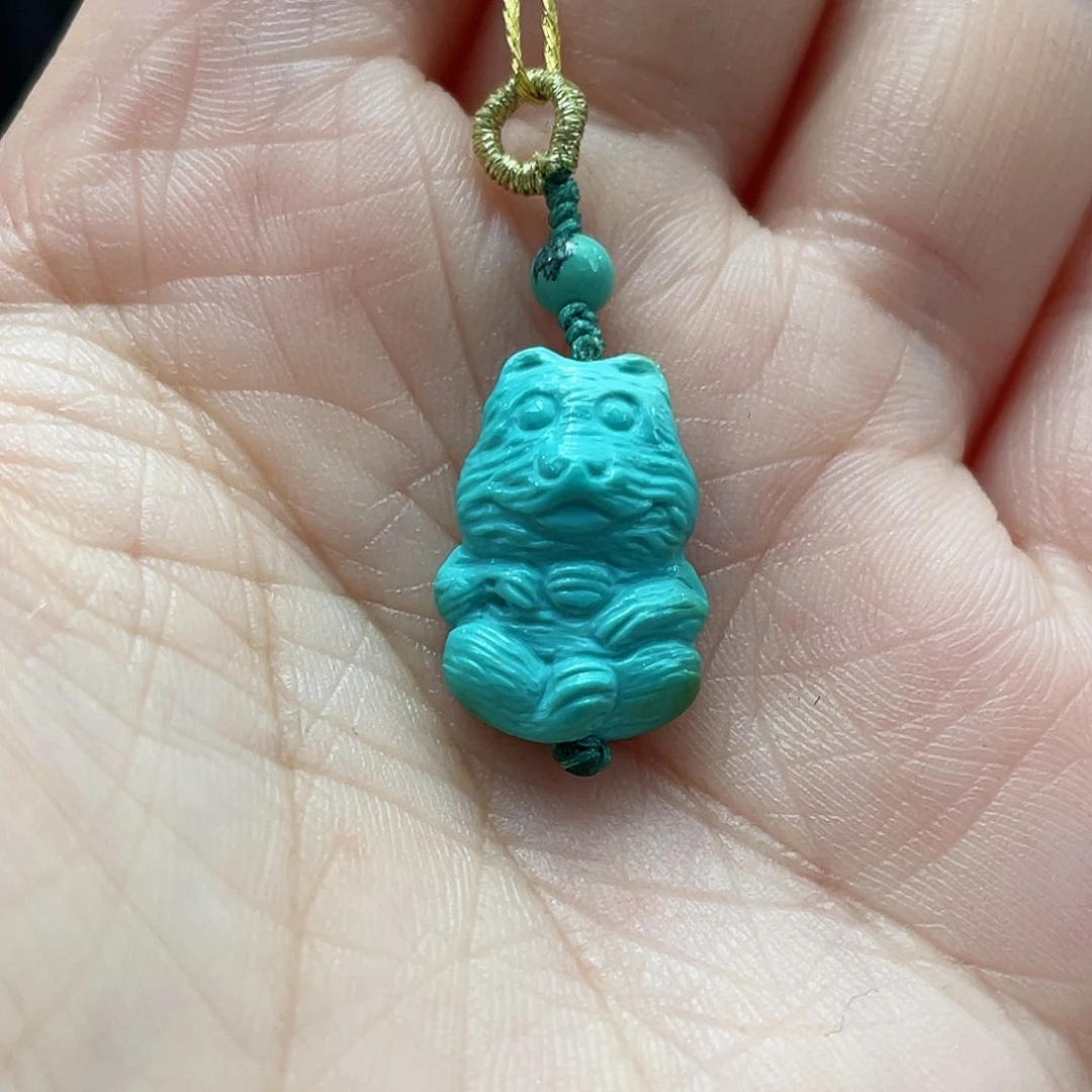 绿松石颈饰未镶嵌