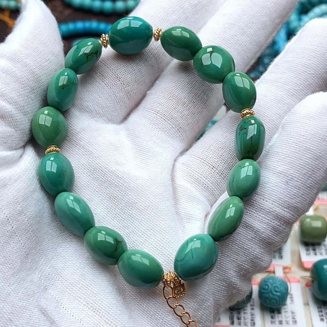 绿松石未镶嵌珠宝奇石