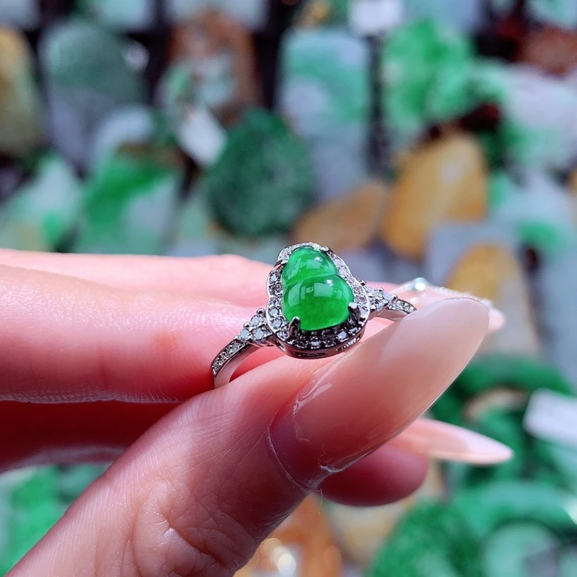 【闪购商品】翡翠颈饰未镶嵌挂件