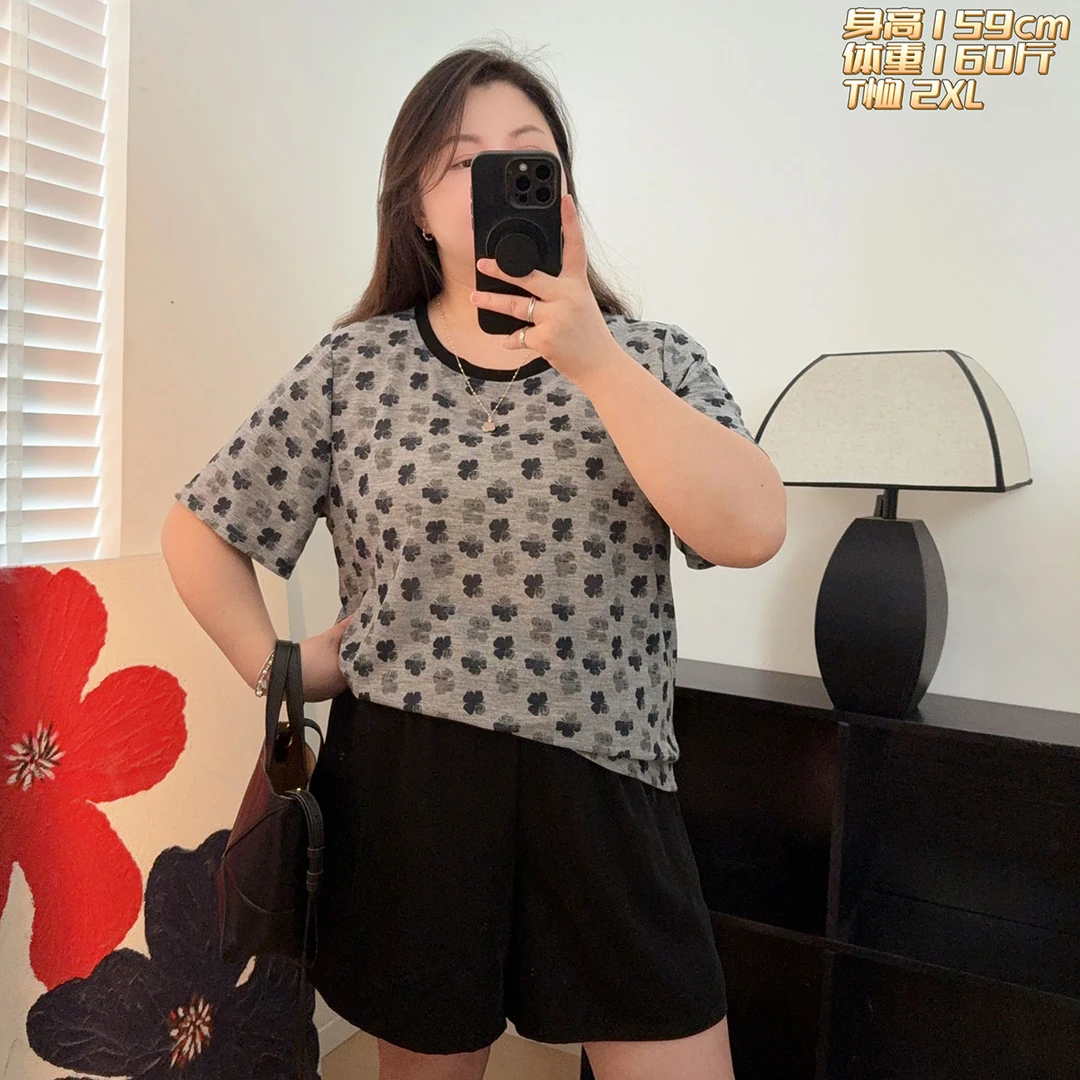 福福大码女装 正肩袖夏季薄款花朵印花短袖T恤 宽松显瘦短袖上衣