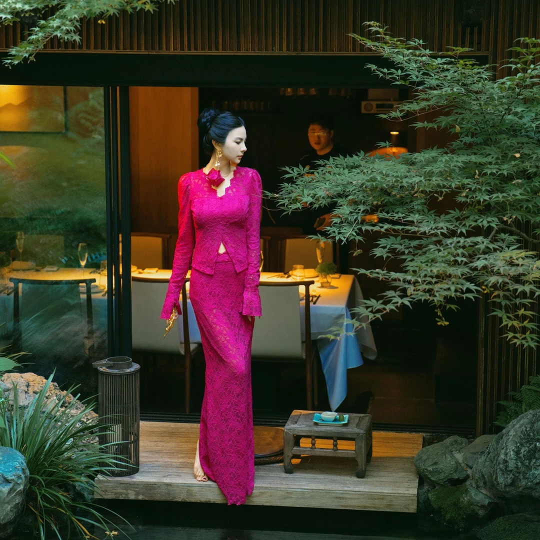 魏元高定/蕾丝修身显瘦气质轻奢性感长款镂空时尚两件套-0975