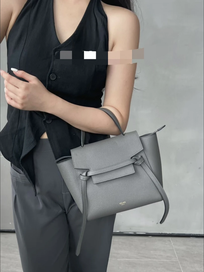 99新 Celine/思琳 赛琳雾霾灰MICRO 鲶鱼包