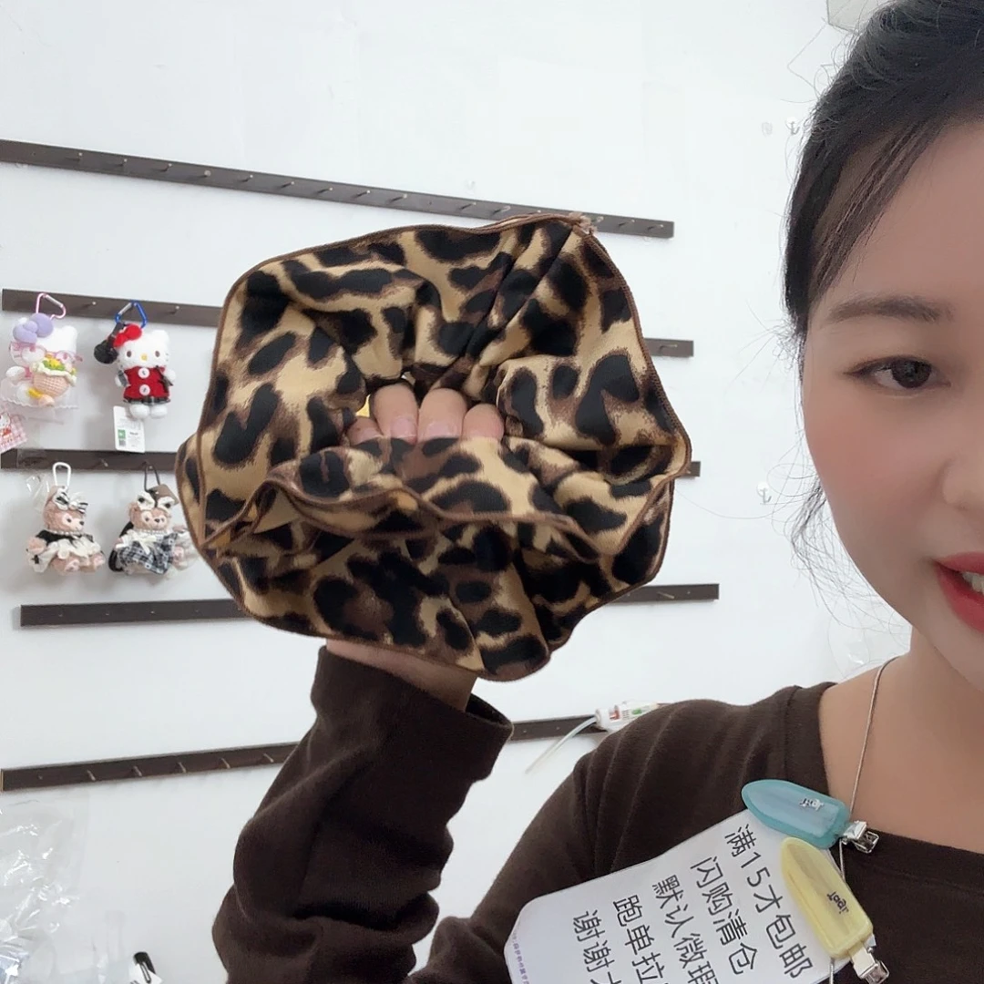 铁合金合成立方氧化锆