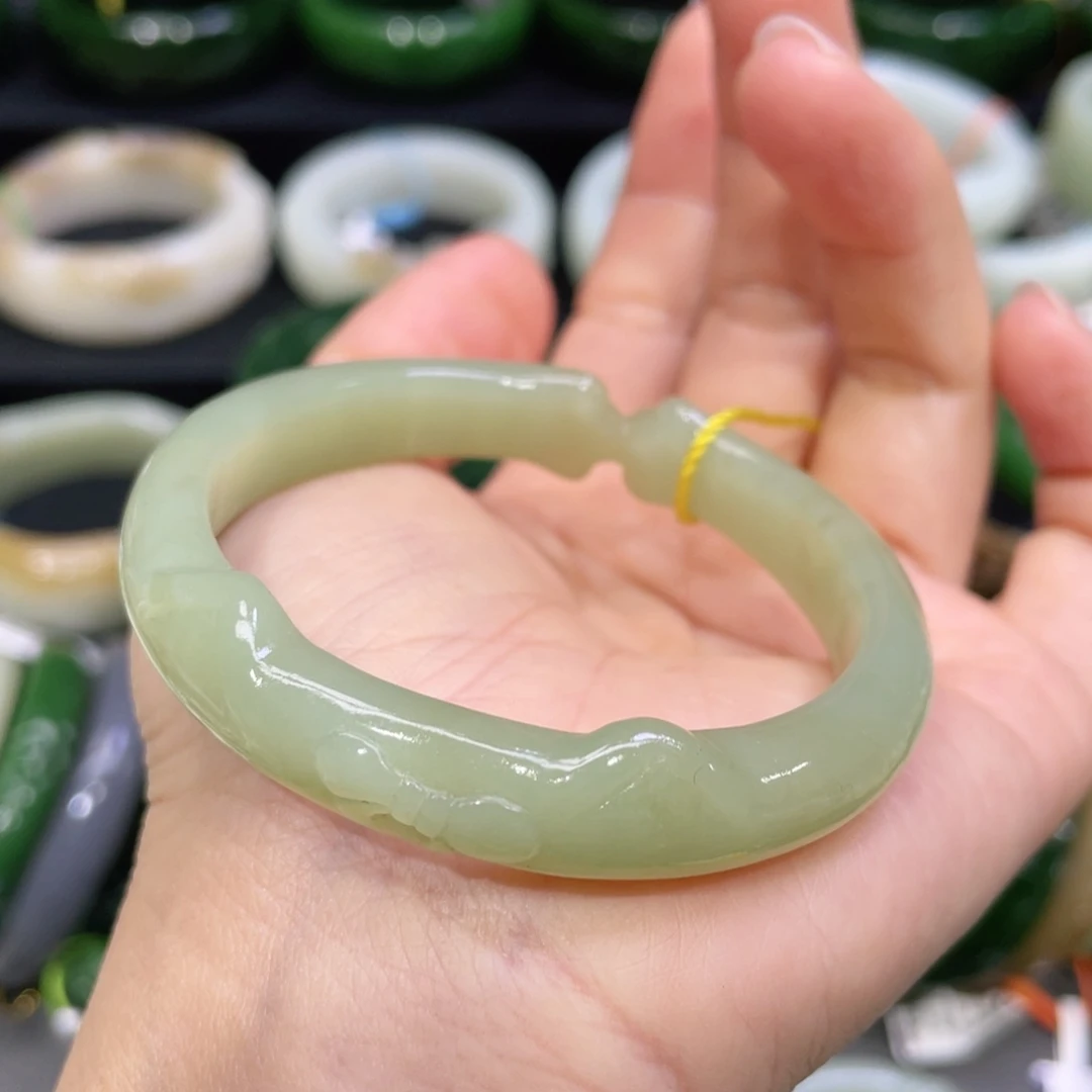 未镶嵌手镯和田玉23
