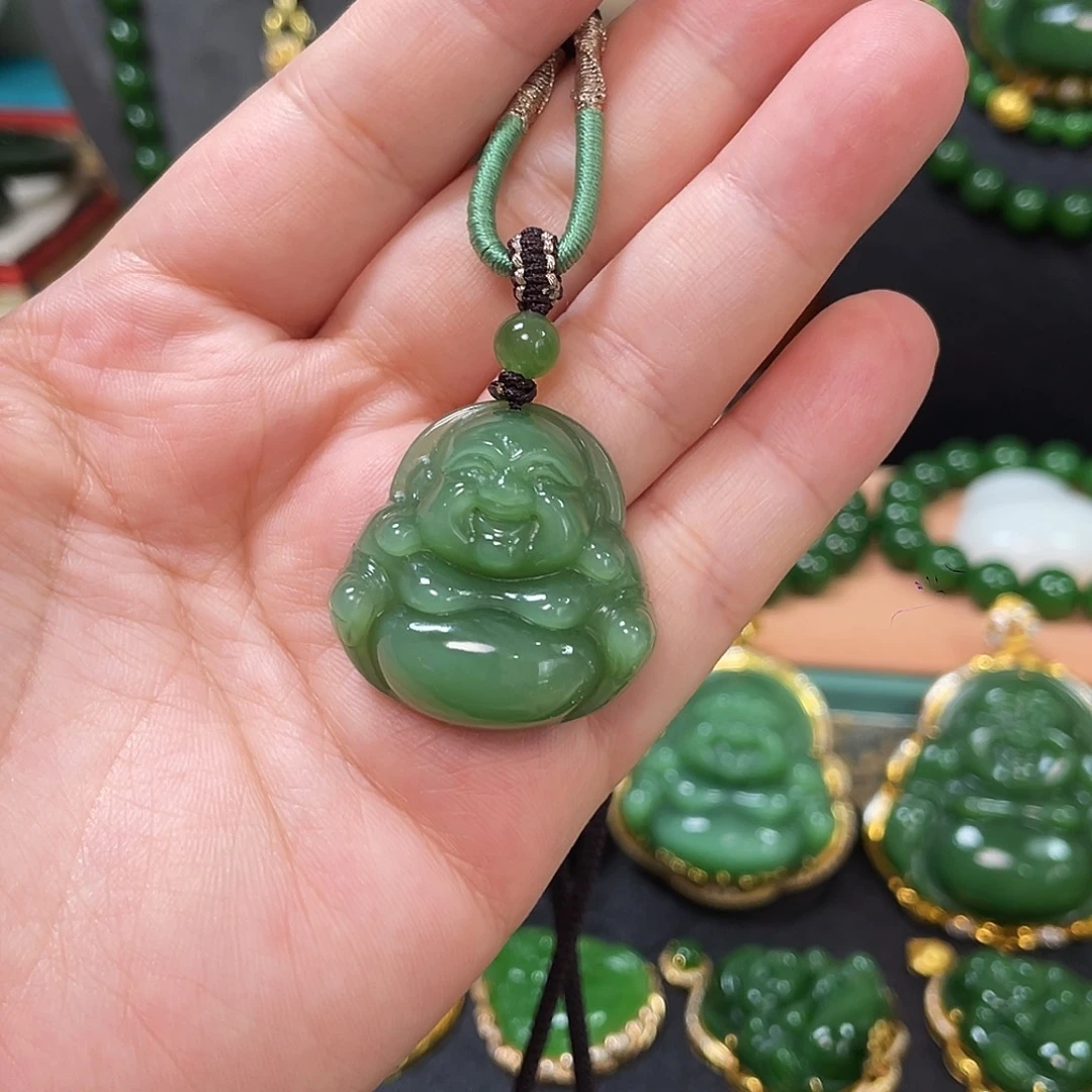 和田玉（碧玉）未镶嵌颈饰粉绿佛公30mm