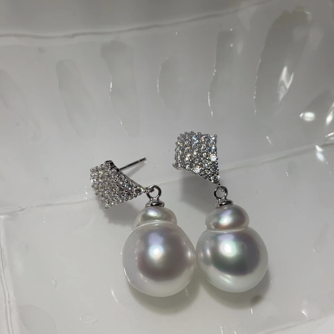 银S925镶嵌耳饰海水珍珠