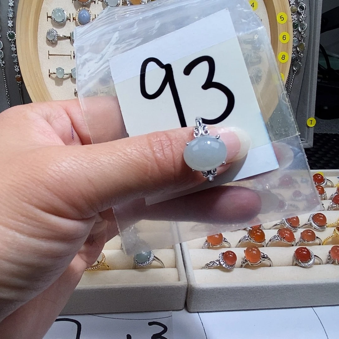 翡翠未镶嵌戒指缅甸