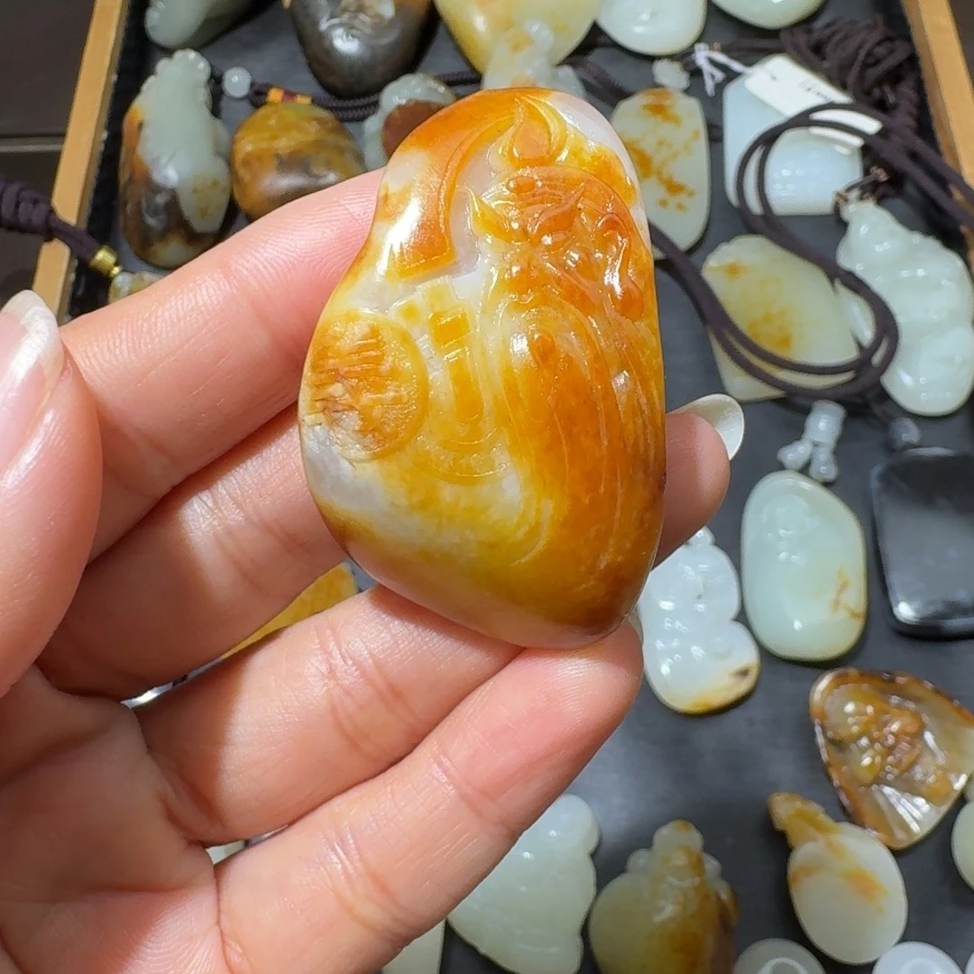 和田玉未镶嵌吊坠(不含链)