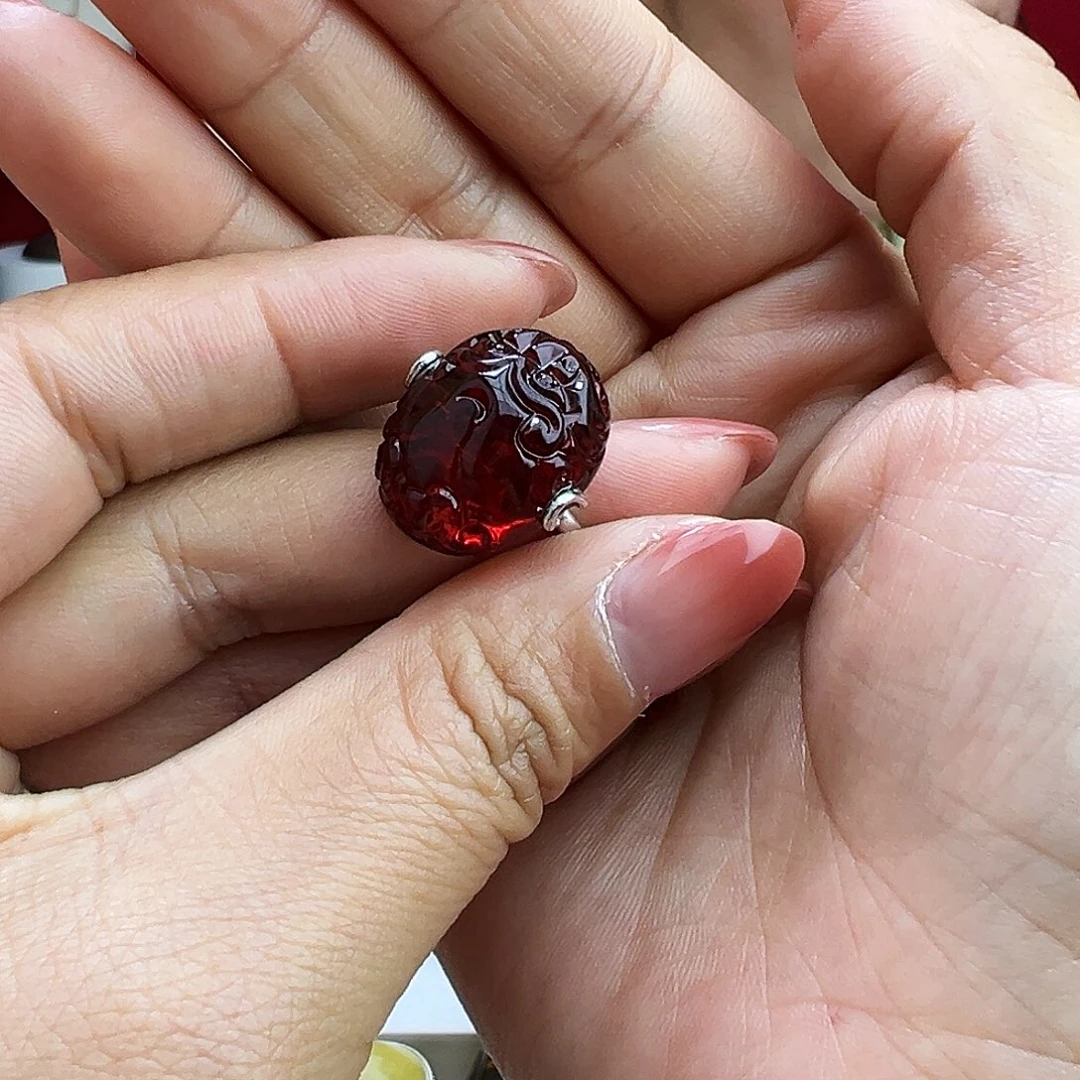 琥珀手镯未镶嵌戒指