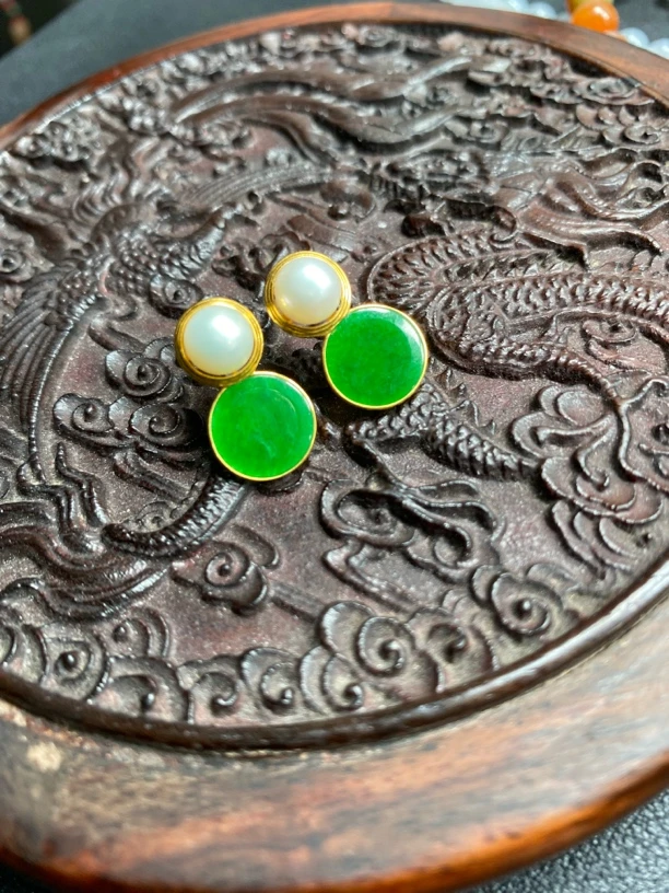 满色耳片简约精美满绿