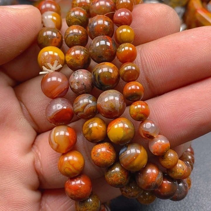 玛瑙/玉髓颈饰未镶嵌毕***?