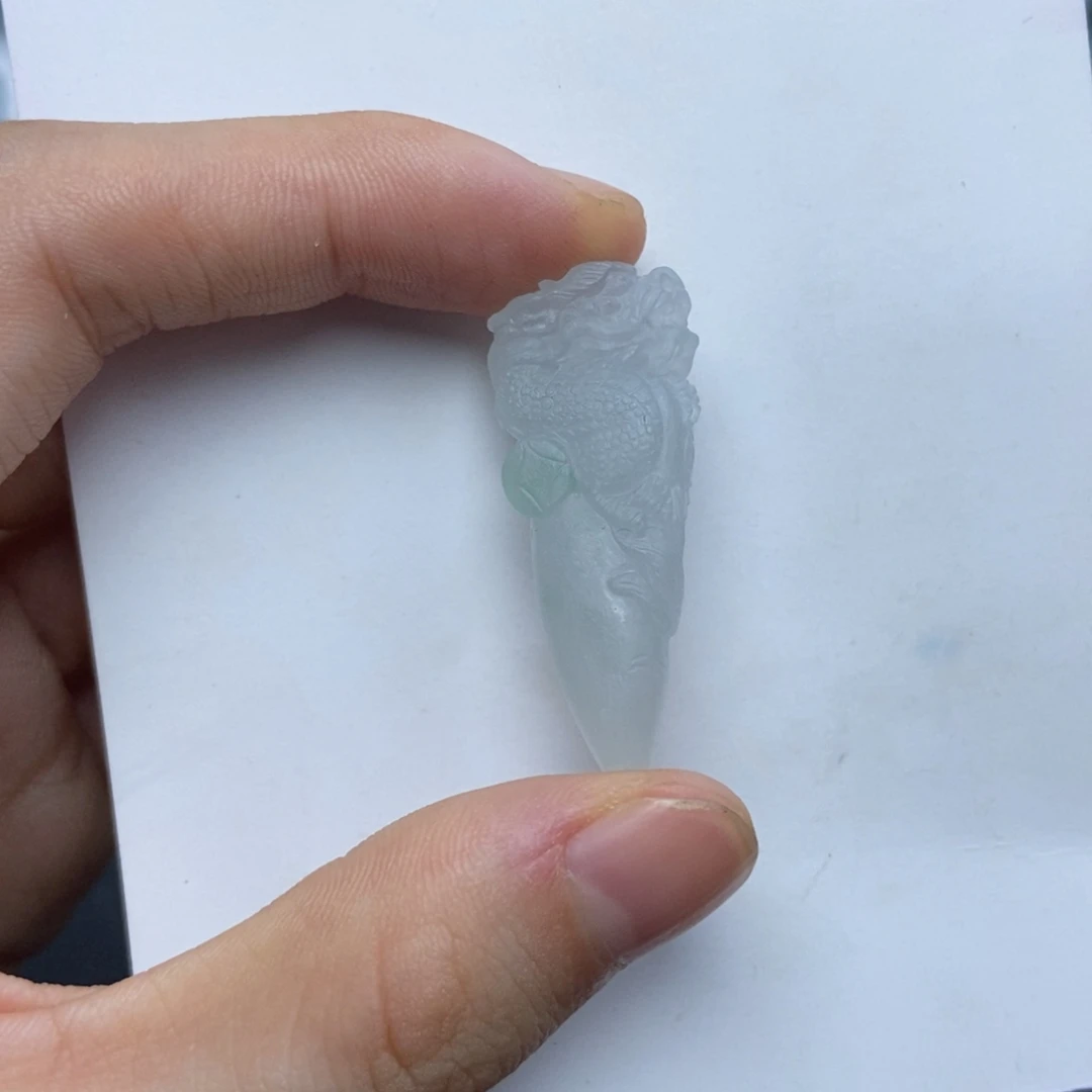 未镶嵌定制翡翠龙牙