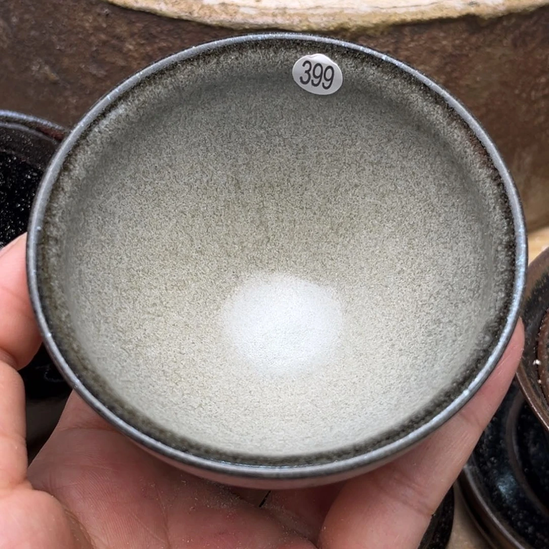 茶盏义兴龙窑坚持真柴烧