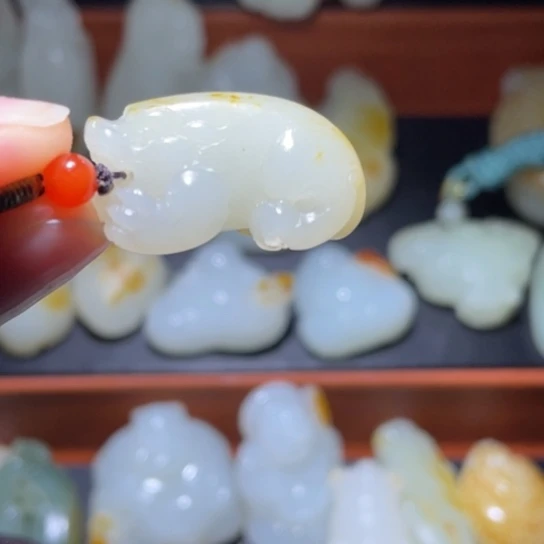 和田玉未镶嵌挂件童****室