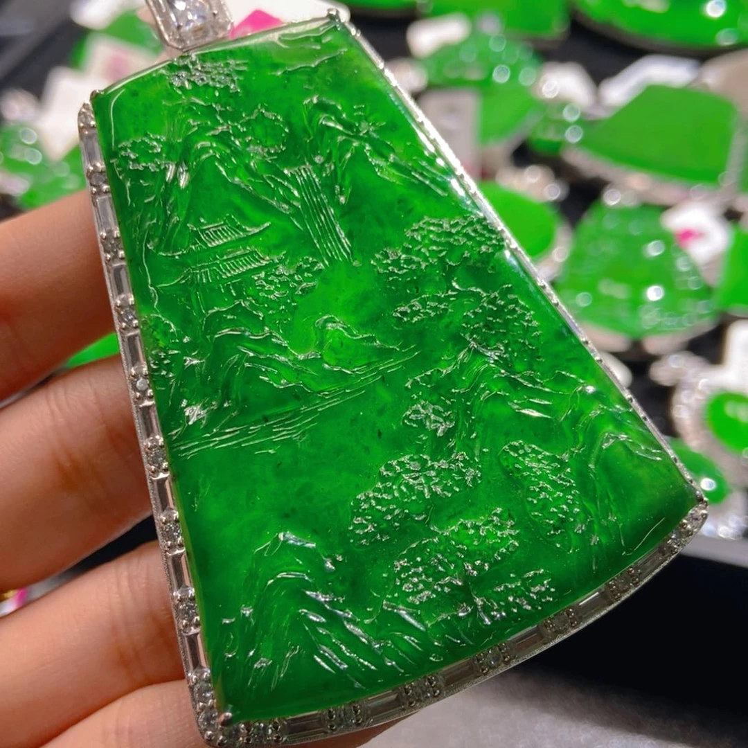 翡翠吊坠(不含链)未镶嵌