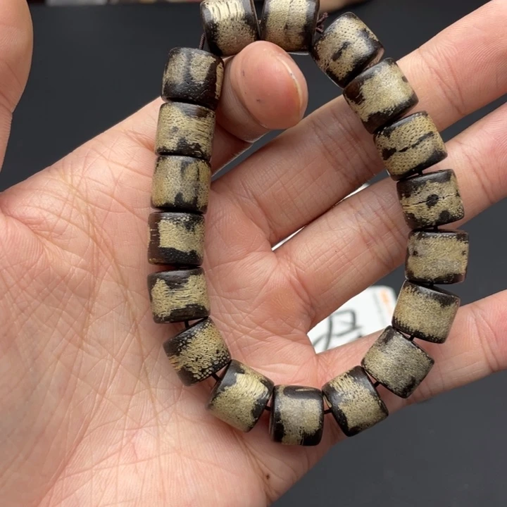 沉香沉香碎屑芽庄黑油格