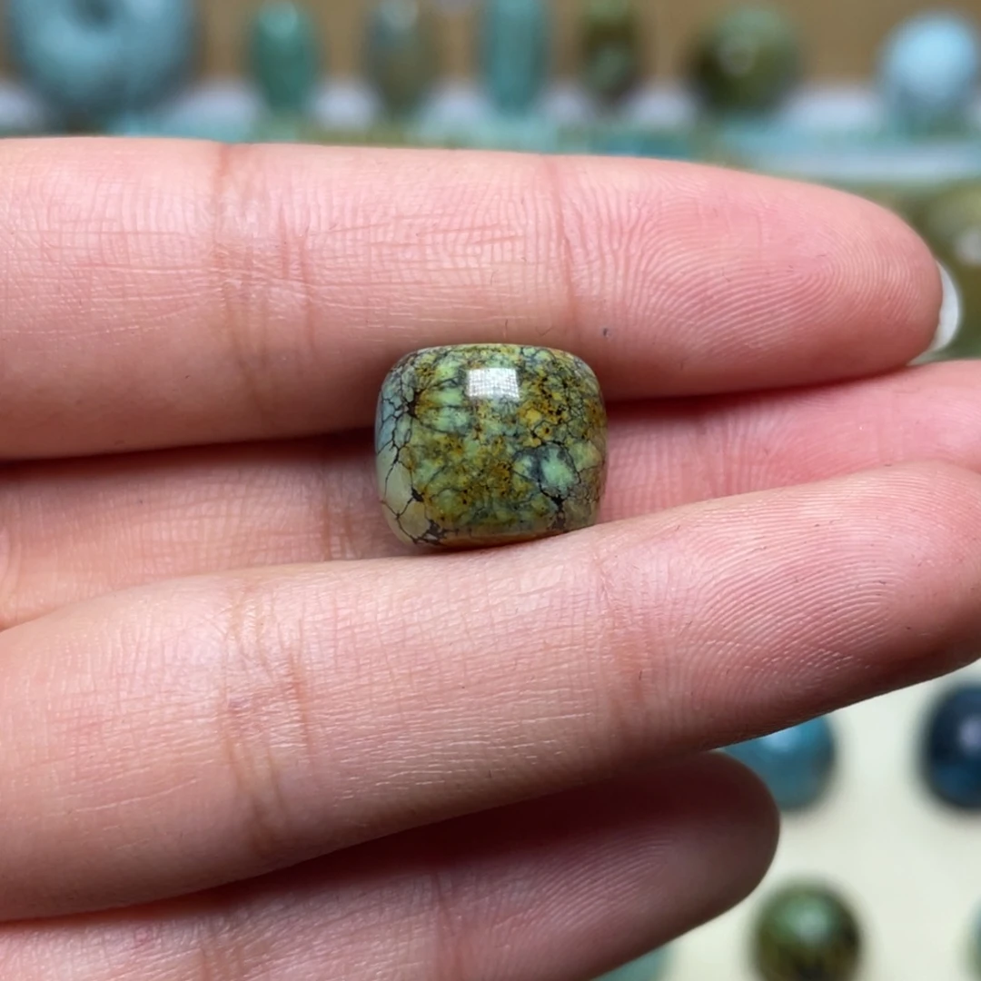 绿松石未镶嵌绿松石