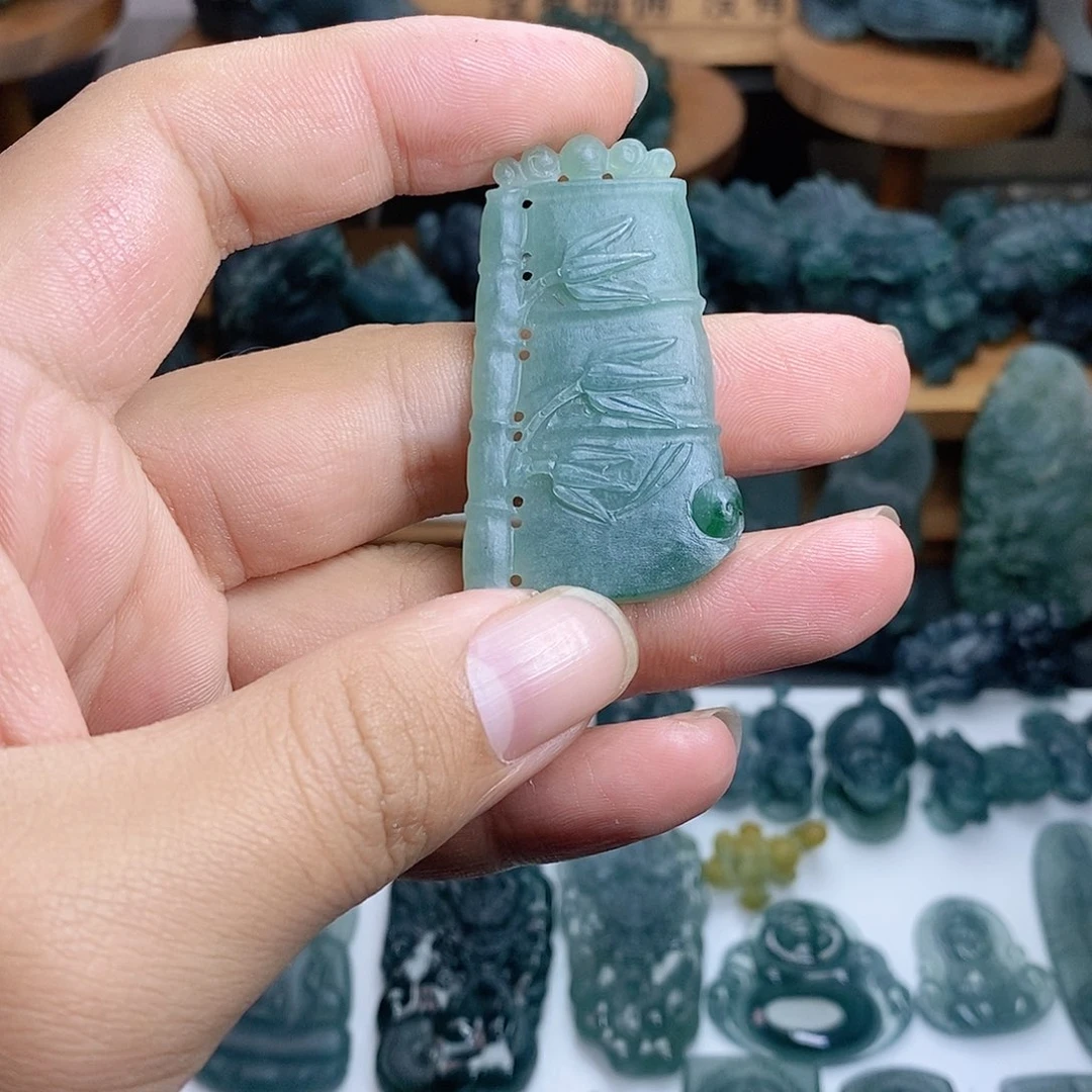 定制翡翠未镶嵌竹节